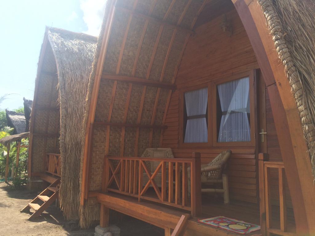 Damai Bungalows Gili Air Exterior photo